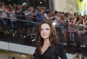 Rebecca Ferguson joins Emily Blunt in 'The Girl on the Train'