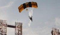 Military parachutists collide in midair during air show over Chicago