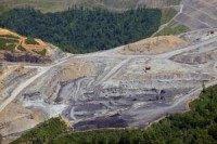 Oil prices move ever closer to yearly lows