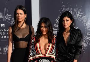 Kendall Jenner mimics Kim Kardashian's famous 'belfie'