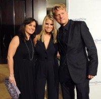 Jessica Simpson, dad in legal fight over fashion company deal