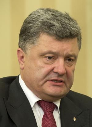 Poroshenko sees Putin's visit to Crimea as stirring up more tension