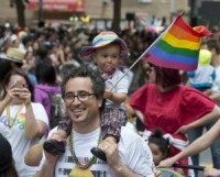 Kentucky clerk mandated to issue same-sex marriage licenses; refuses