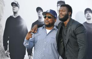 'Straight Outta Compton' tops the North American box office for a third weekend