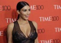 FDA forces Kim Kardashian to take down selfie