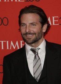 Bradley Cooper, Irina Shayk continue romance in Capri