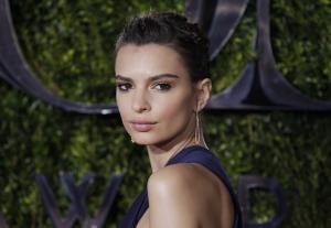Emily Ratajkowski wows at 'We Are Your Friends' premiere