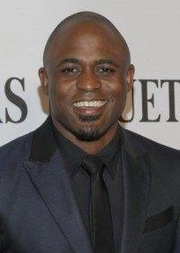 Wayne Brady to star in Broadway's 'Kinky Boots'