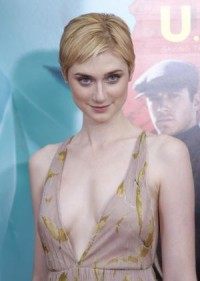 Elizabeth Debicki turns heads at 'Man from U.N.C.L.E.' premiere