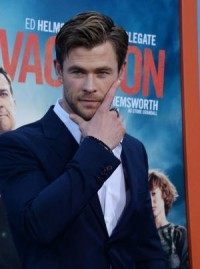 Chris Hemsworth rides motorcycle on 'Ghostbusters' set