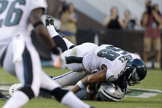 Jordan Hicks, Tony Romo