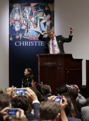 Swiss art dealer charged in allegedly stolen Picasso paintings