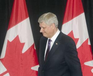 Canada PM Stephen Harper defends F-35 program