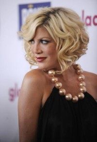 Tori Spelling sues Benihana restaurant after burn