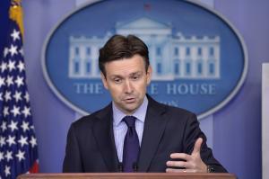 House move on oil exports moot, White House says