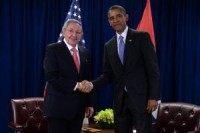 Obama, Castro meet at United Nations amid thawing relations