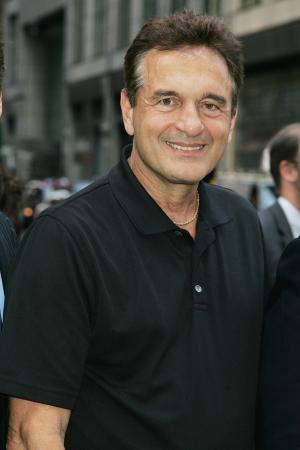 Fred DeLuca, co-founder of Subway chain, dies at 67