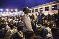 EU interior ministers approve tentative mandatory relocation of 120,000 migrants