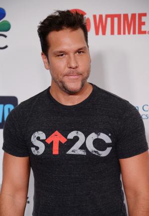 Dane Cook dismisses Miley Cyrus dating rumors