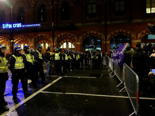 EXCLUSIVE VIDEO: The Extraordinary Moment Pro-Migrant Rioters Overrun Police At London Train Station