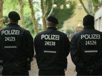 german police migrant crisis asylum seeker migrant violence