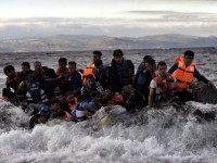 migrants rushing to europe