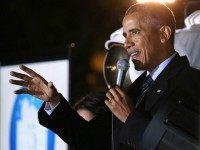 In and effort to promote science, technology, engineering and mathematics (STEM) education, U.S. President Barack Obama delivers remarks during the second Astronomy Night on the South Lawn of the White House October 19, 2015 in Washington, DC. Obama hosted 300 scientists, engineers, astronauts, teachers and students for an evening of stargazing.