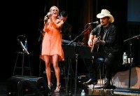 Carrie Underwood, Brad Paisley