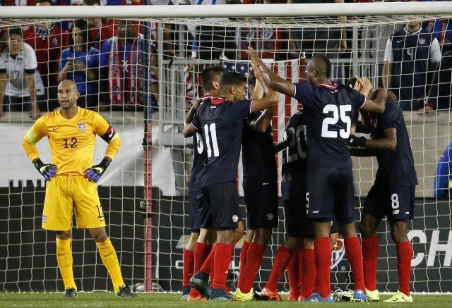 Joel Campbell, Tim Howard