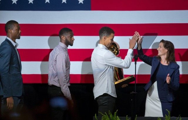 Libby Schaaf, Stephen Curry