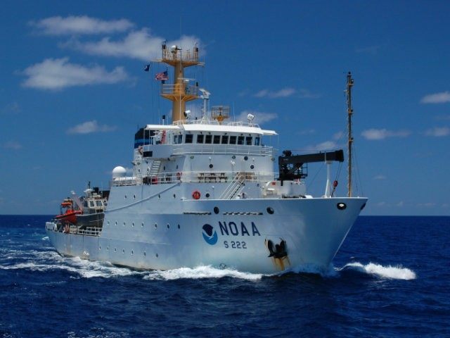 NOAA ship Thomas Jefferson at sea.