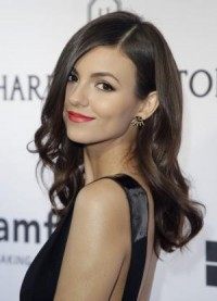 Victoria Justice reveals autoimmune disorder diagnosis