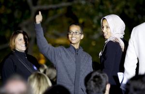 'Clock kid' will move to Qatar for school