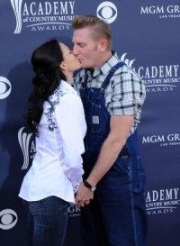 Joey Martin Feek of Joey + Rory fame stops cancer treatment