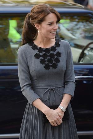 Kate Middleton stuns in gray dress and ponytail while visiting charity