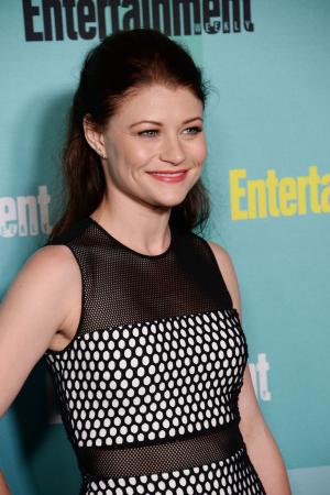 Emilie de Ravin is pregnant with her first child