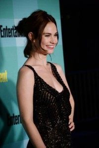 Lily James stars in first 'Pride and Prejudice and Zombies' trailer