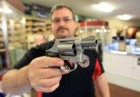 L.A. approves law requiring locked guns