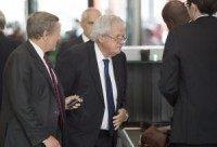 Former Speaker Hastert pleads guilty to bank fraud charges
