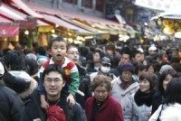 Japanese men find new use for sanitary napkins -- sweat absorbers, hemorrhoid relief