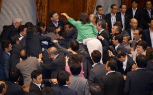 Protests continue in Japan one month after passage of war bills