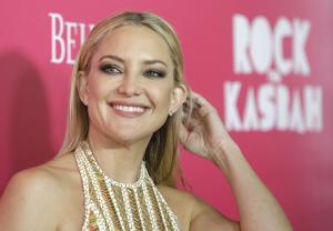 Kate Hudson holds hands with another man amid Nick Jonas romance rumors