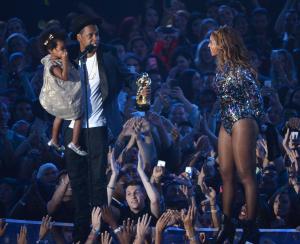 Beyoncé, daughter Blue Ivy attend latest Janet Jackson concert