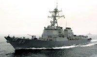 U.S. destroyer sails near disputed Chinese islands