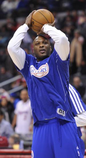 Reports: Odom conscious, breathing on his own in Las Vegas hospital