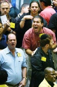 Crude oil loses ground in early Friday trading