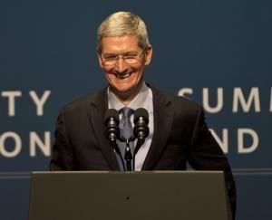 Apple CEO Tim Cook: Auto industry due for 'massive change'