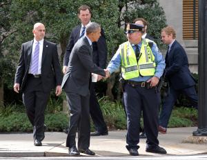 Obama to address gun control, prison reform in Chicago
