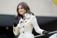 Lucy Hale, Rascal Flatts cover 'Frozen' hit 'Let It Go'
