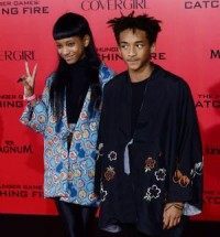 Willow Smith signs modeling contract